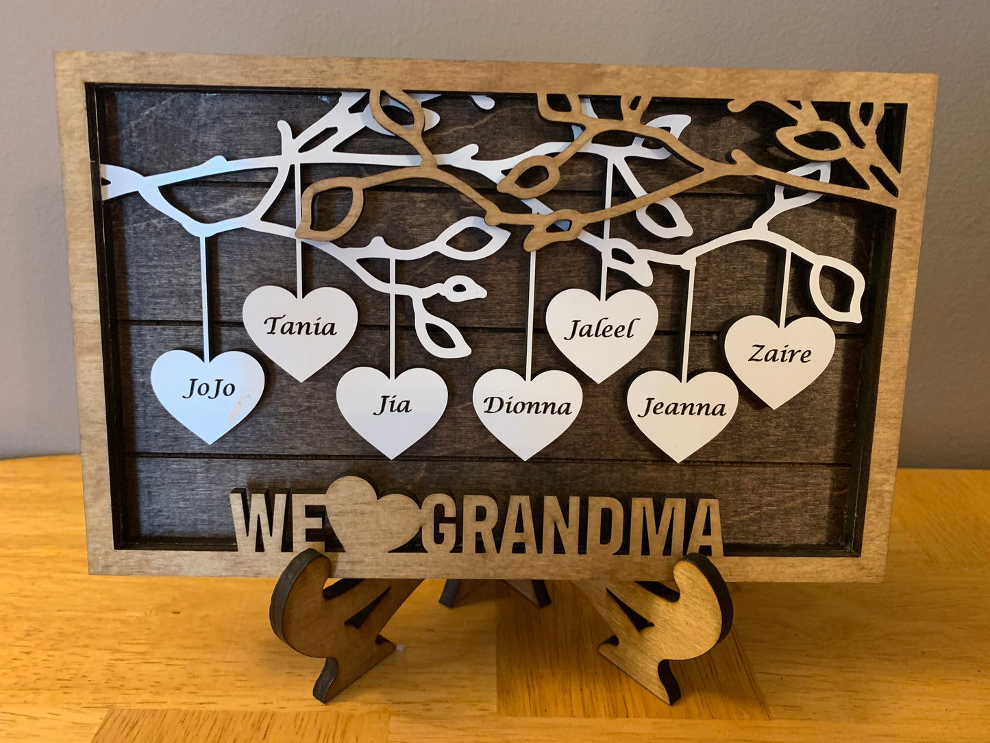 Personalized Family Tree Hanging Hearts Sign | Mothers Day gift | Grandkids Names Sign | Custom Wedding Gift | Gift for Grandma and Mom