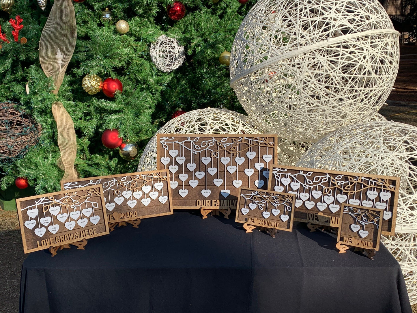Personalized Family Tree Hanging Hearts Sign | Mothers Day gift | Grandkids Names Sign | Custom Wedding Gift | Gift for Grandma and Mom