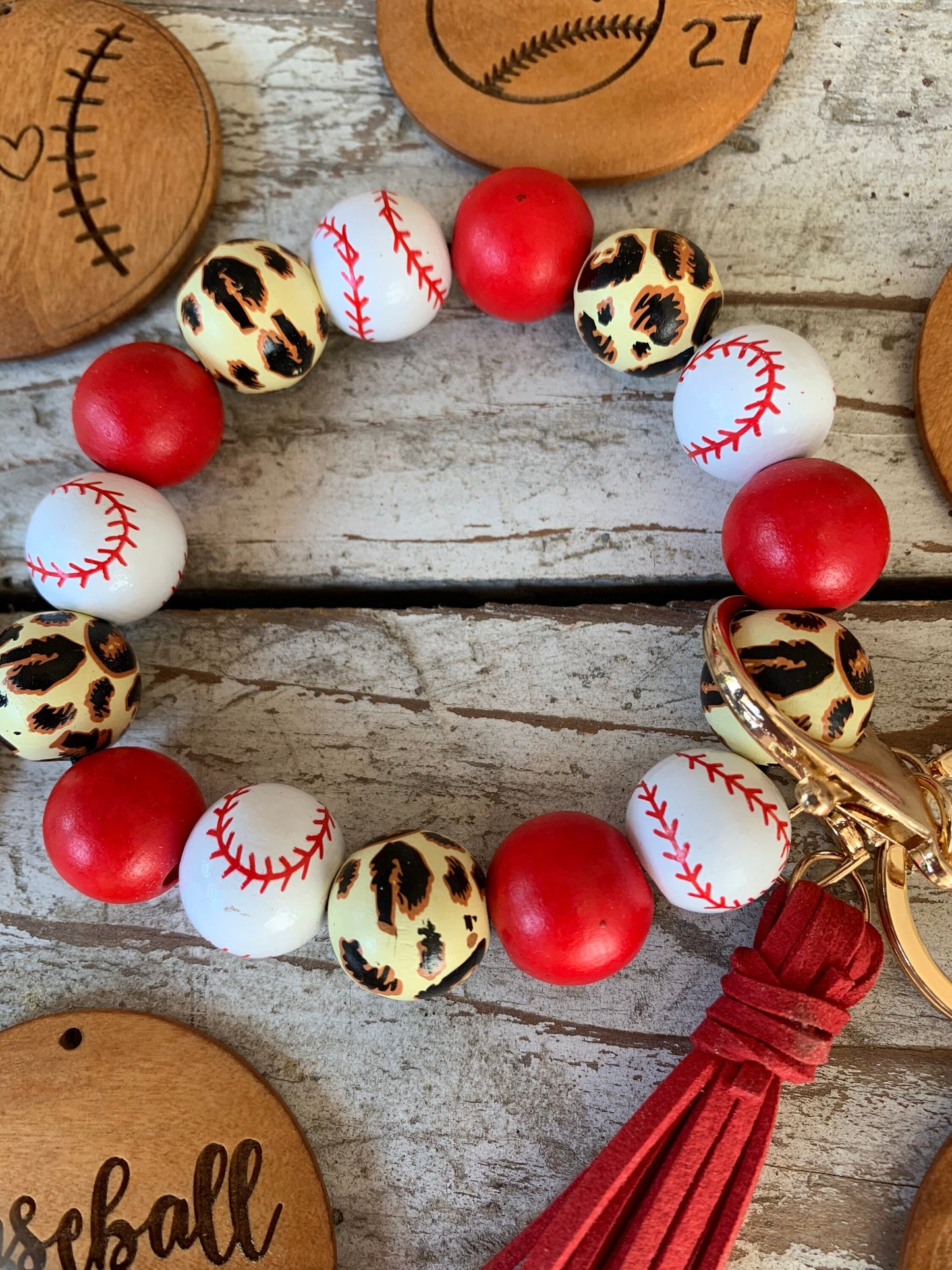 Personalized Baseball Mom Wristlet Keychain | Gift for T-ball Mama | Wooden Bead Sports Bracelet | Team Gift | Game Day Accessories