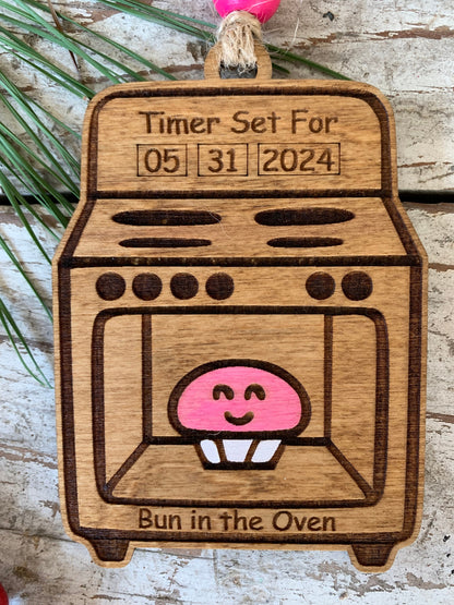 Bun In the Oven 2026 Christmas Tree Ornament | Pregnancy Ornament | Gift for Expecting Parents | Baby Shower Gift | Parents to be gift