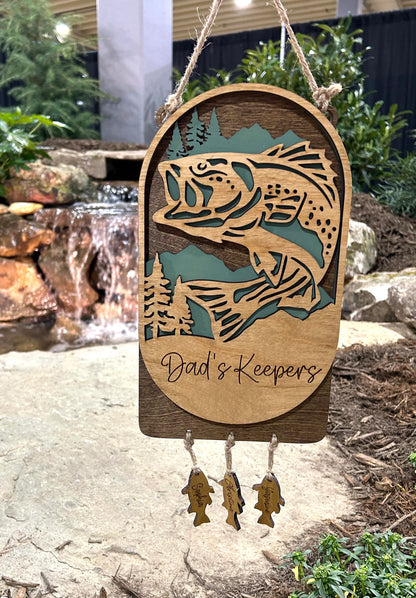 Personalized Dad's Keepers Fishing Sign | Grandpa's Keepers Hanging Wooden Sign | Hooked on Dad | Grandchildren Sign | Fathers Day Gift