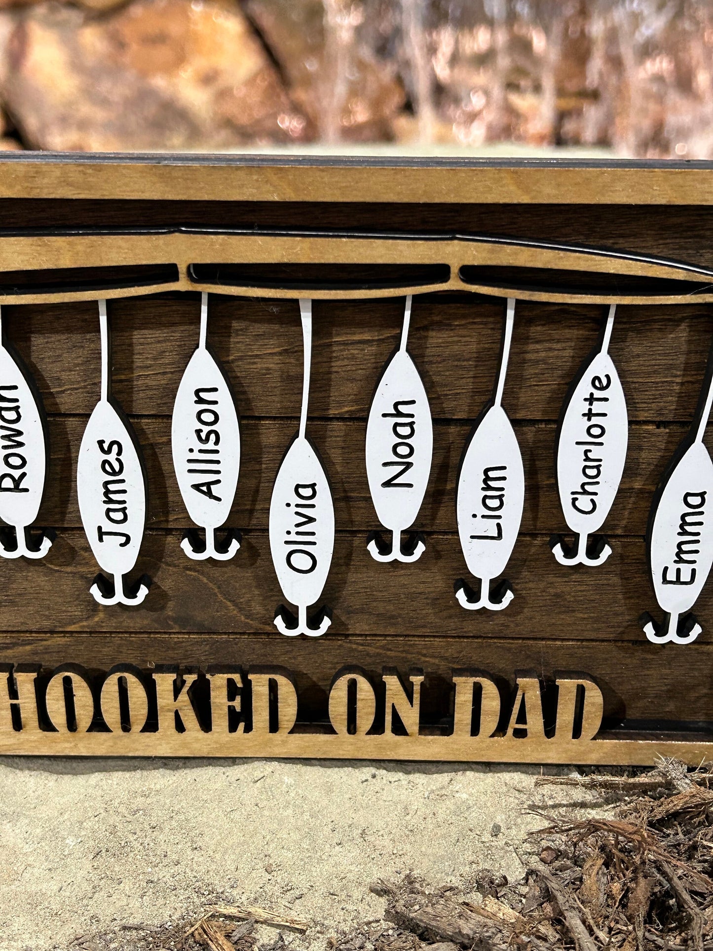 Personalized Dad or Grandpa Fishing Sign | Dads Keepers Fish Hanging Wooden Sign | Hooked on Dad | Grandchildren Sign | Fathers Day Gift