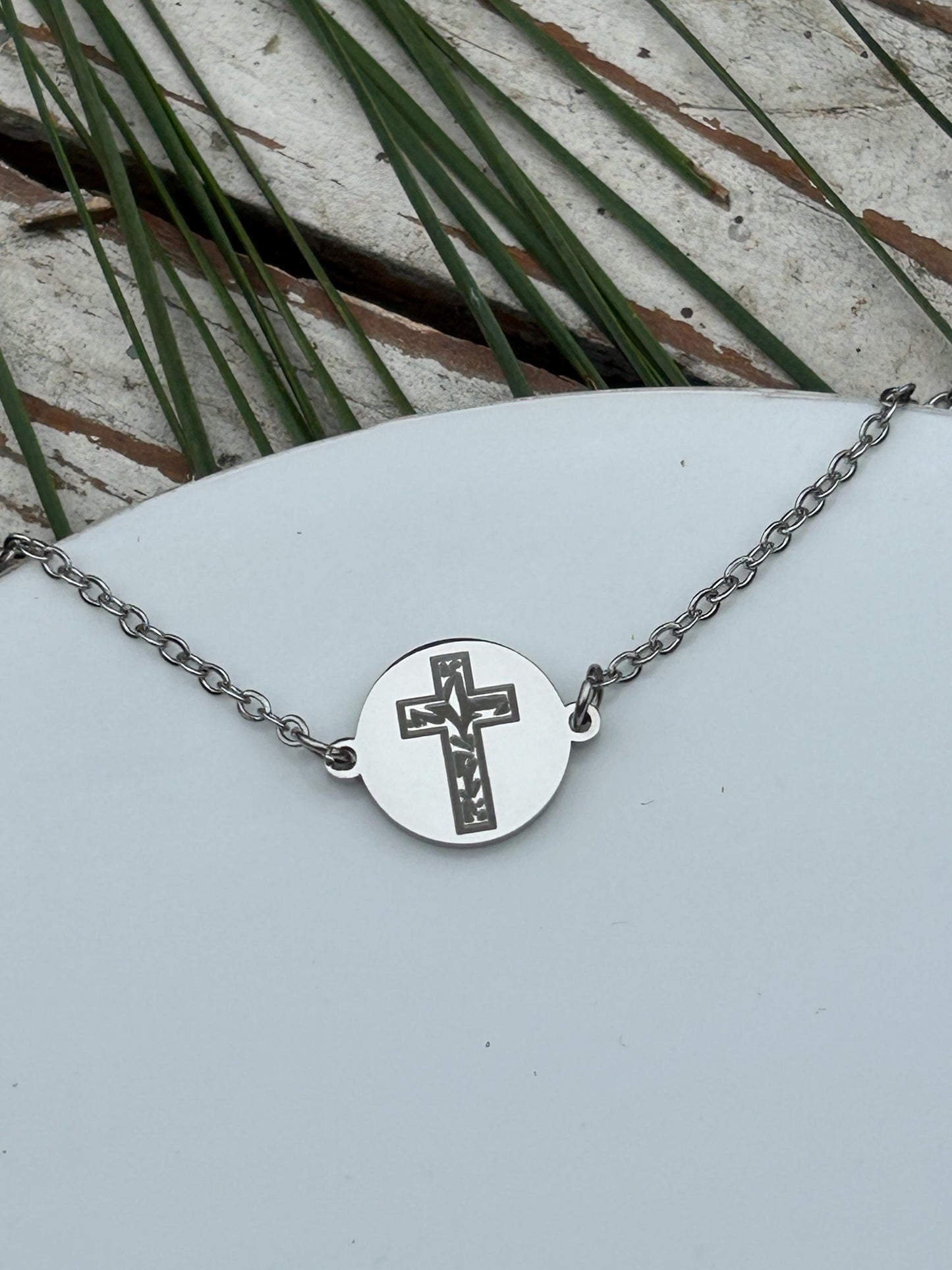 Cross Bracelet for Women | Silver Gold Jewelry | Confirmation Gift | Girl First Communion | Religious Mothers Day Gift from Son Daughter