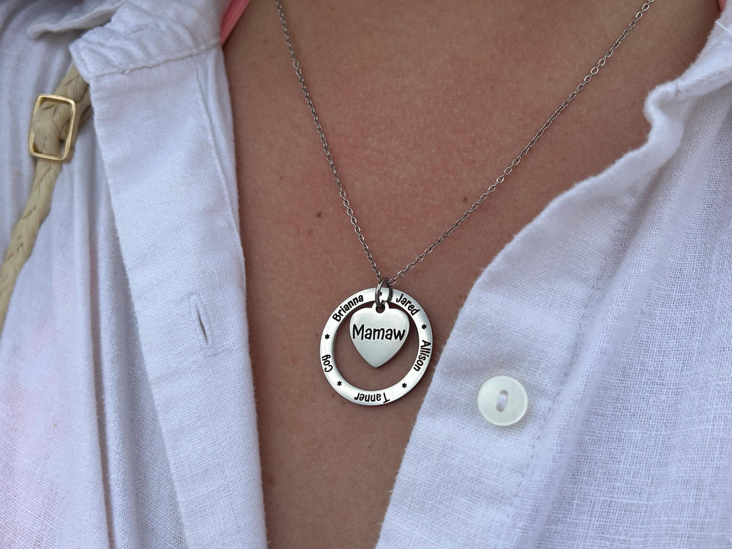 Personalized Circle Heart Mom Necklace with Kids Names | Mothers Day Gift from Son or Daughter | Custom Jewelry for Grandma Nana Gigi Mamaw