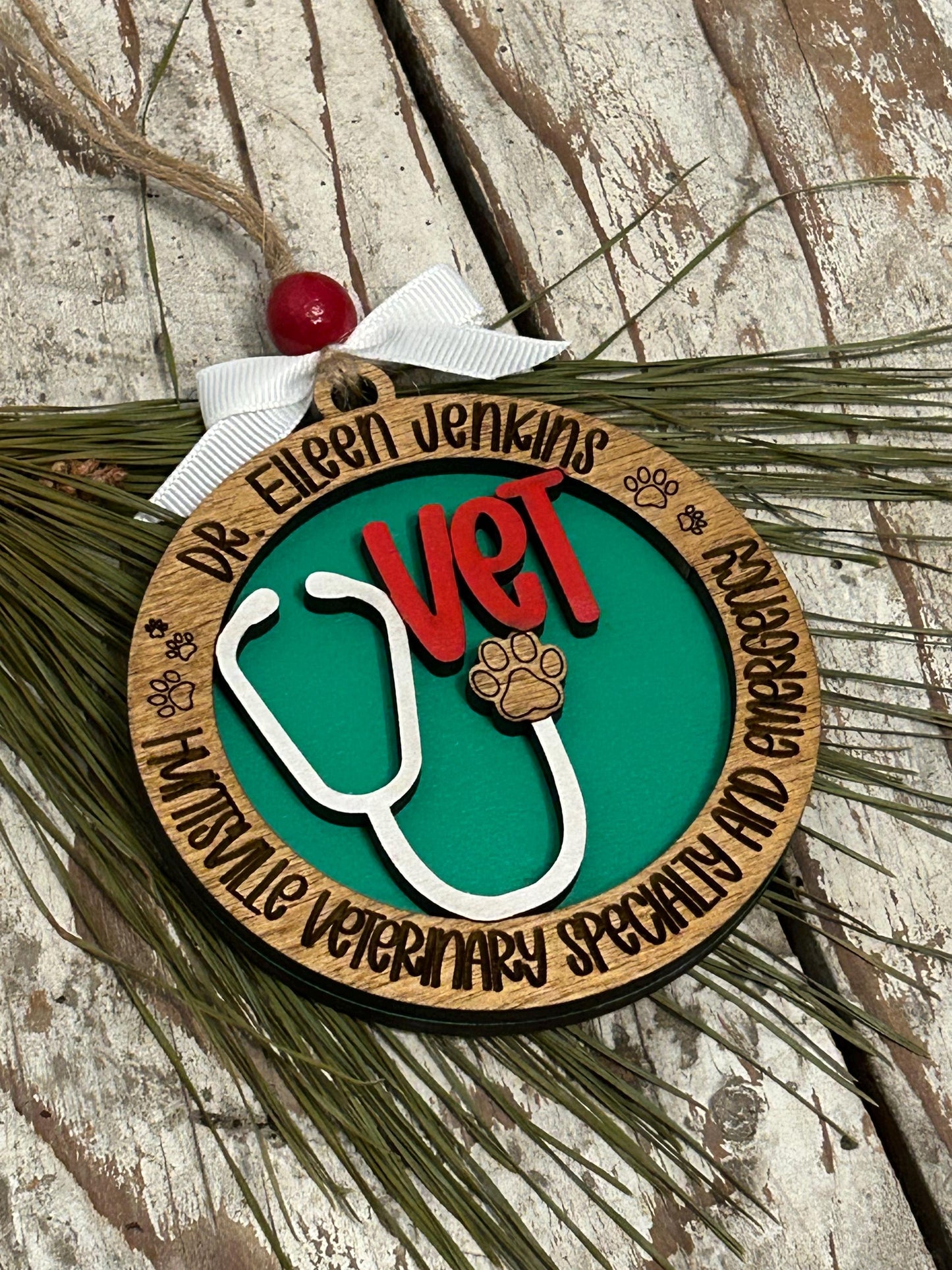 Personalized Veterinarian Christmas Tree Ornament | Holiday Present For Animal Care | Appreciation Gift Dog Cat Horse | Vet Graduation Gift