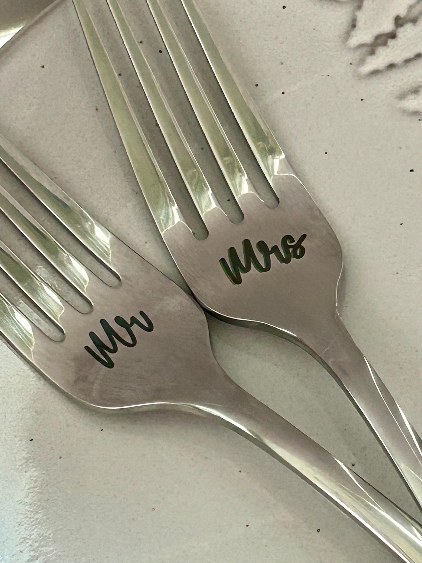 Personalized Mr. and Mrs. Wedding Day Forks | Bride and Groom Wedding Cake Utensil Set | Engraved Stainless Steel Dessert Fork