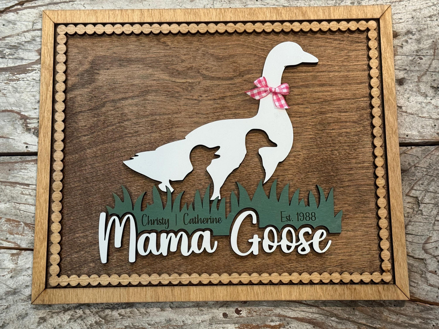 Personalized Mama Goose with Kids Names Sign | Custom Mothers Day Gift for Mom of 1, 2, 3 or 4 Goslings | Personalized Gift for Mother