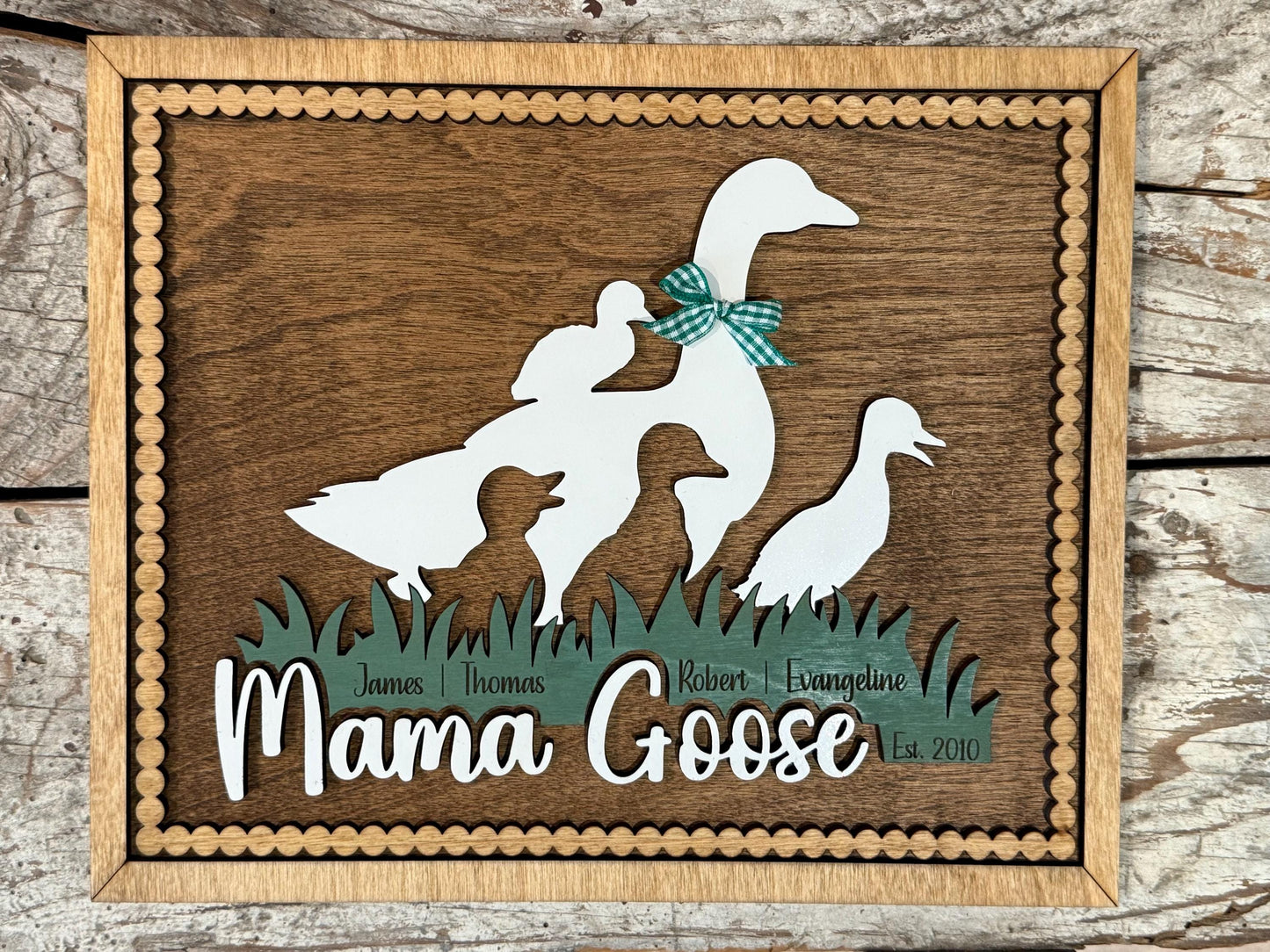 Personalized Mama Goose with Kids Names Sign | Custom Mothers Day Gift for Mom of 1, 2, 3 or 4 Goslings | Personalized Gift for Mother