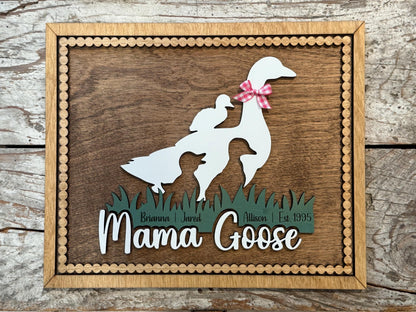 Personalized Mama Goose with Kids Names Sign | Custom Mothers Day Gift for Mom of 1, 2, 3 or 4 Goslings | Personalized Gift for Mother