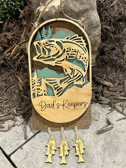 Personalized Dad's Keepers Fishing Sign | Grandpa's Keepers Hanging Wooden Sign | Hooked on Dad | Grandchildren Sign | Fathers Day Gift