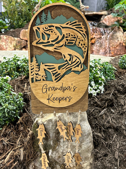 Personalized Dad's Keepers Fishing Sign | Grandpa's Keepers Hanging Wooden Sign | Hooked on Dad | Grandchildren Sign | Fathers Day Gift